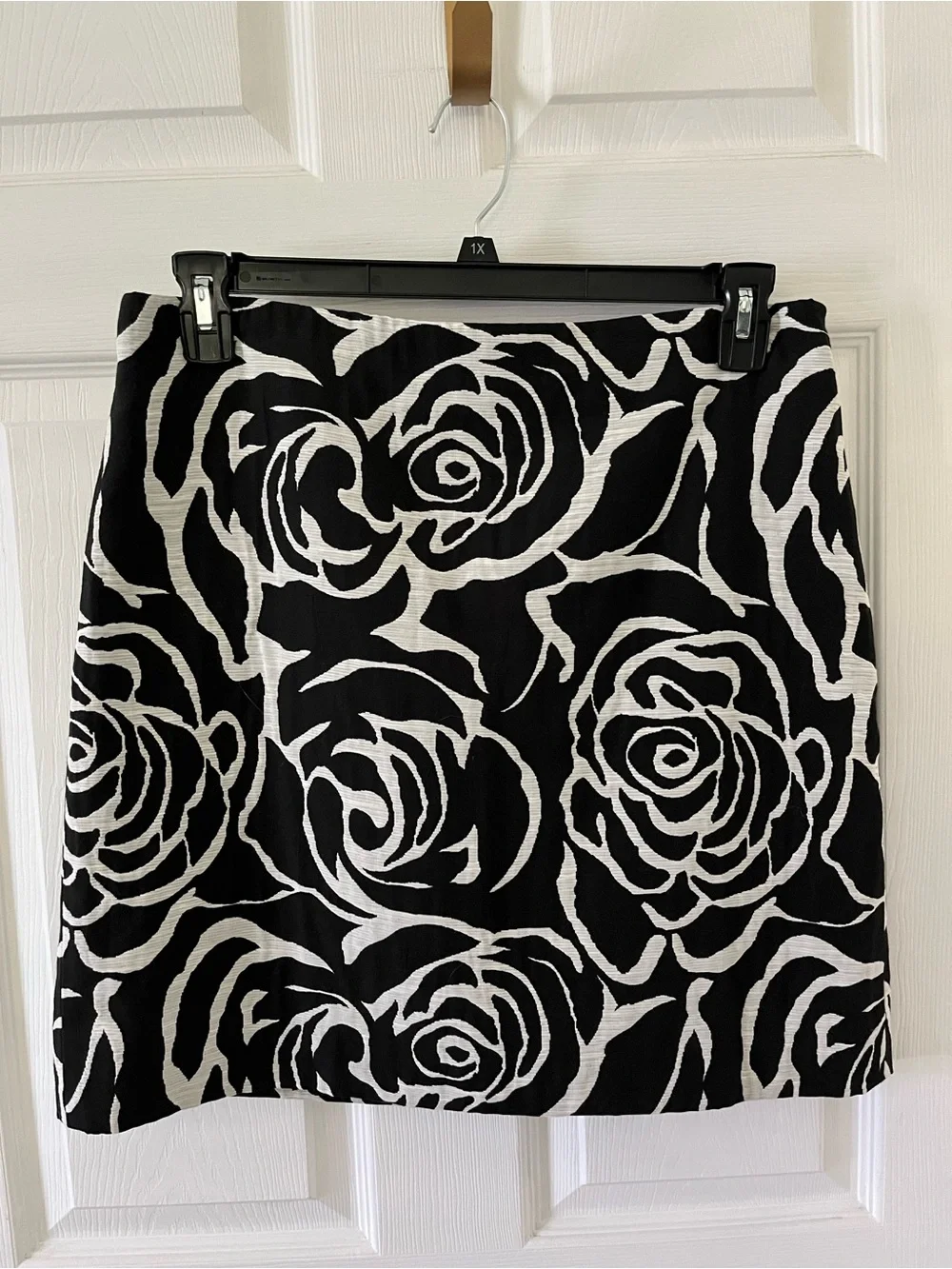 Ann Taylor Black and White Rose-Print Skirt